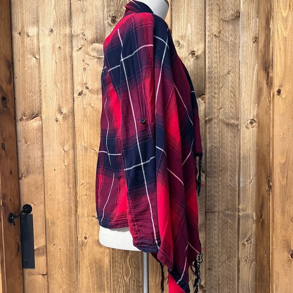 Red Black Small Flannel Fringe Cardigan Western Boho Streetwear - Picture 3 of 6